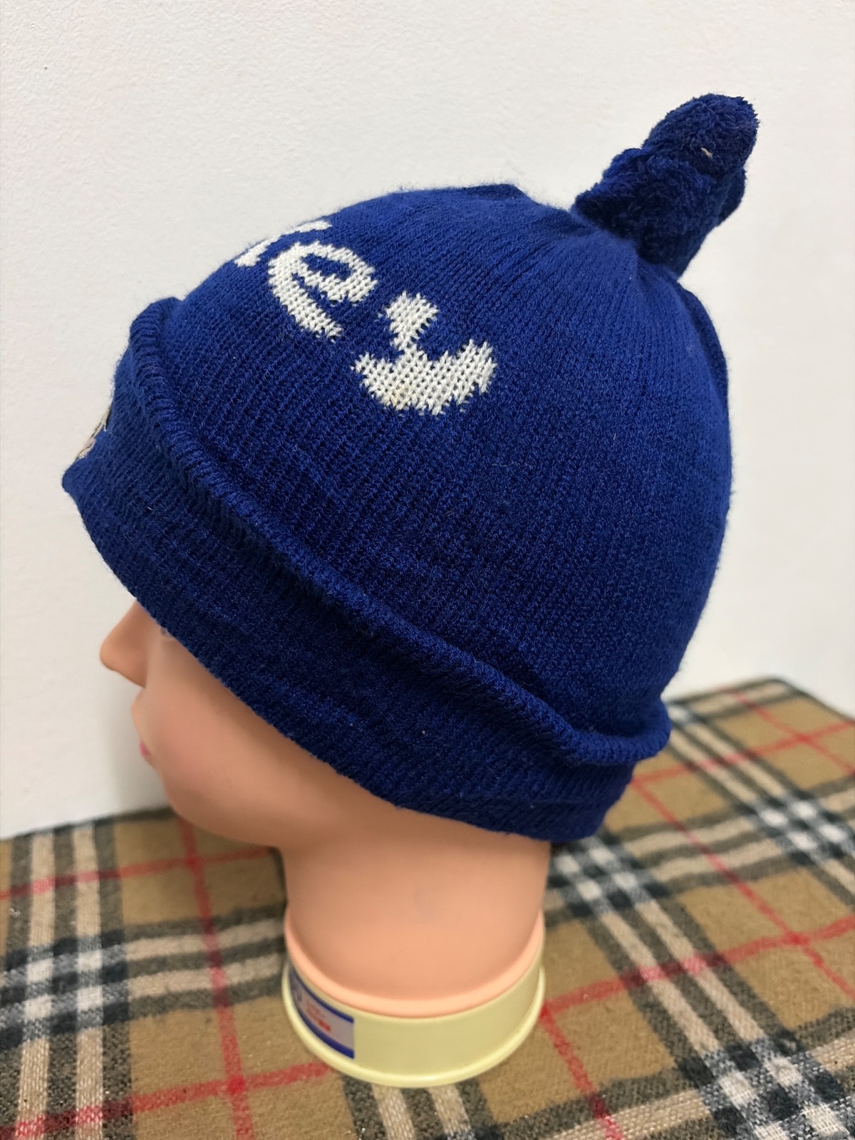 Vintage Japan Disney Mickey Mouse Kids Wool Beanie Navy Blue Pom Pom — gambar 3