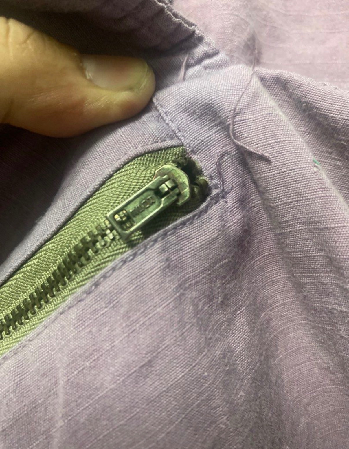 Vintage French Army M47/M64 Poplin Anorak Smock (Overdyed Purple) – Military Hooded Pullover — gambar 5