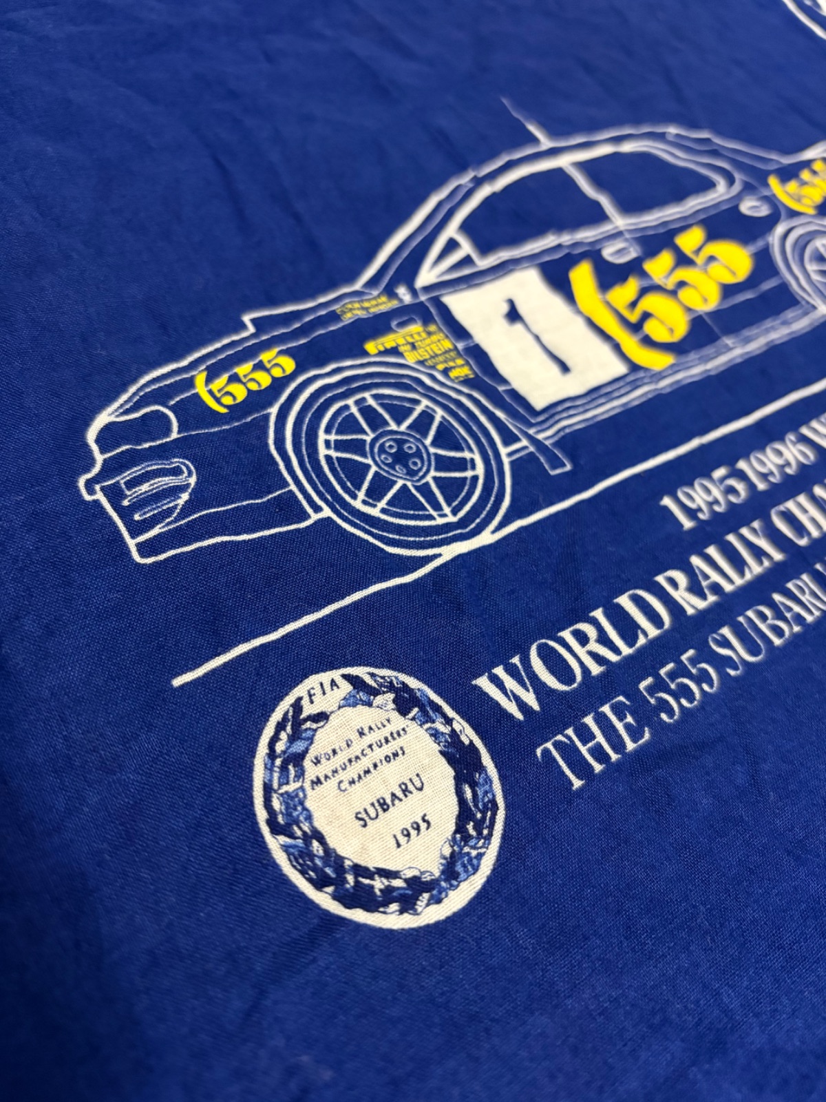 Vintage Subaru 555 World Rally Champion 1995–1996 WRC Bandana 19×20 Inch — gambar 4
