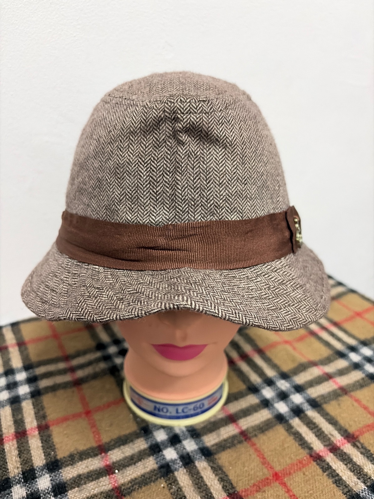 Tokyo Disney Resort Mickey Herringbone Tweed Style Cloche Hat Brown