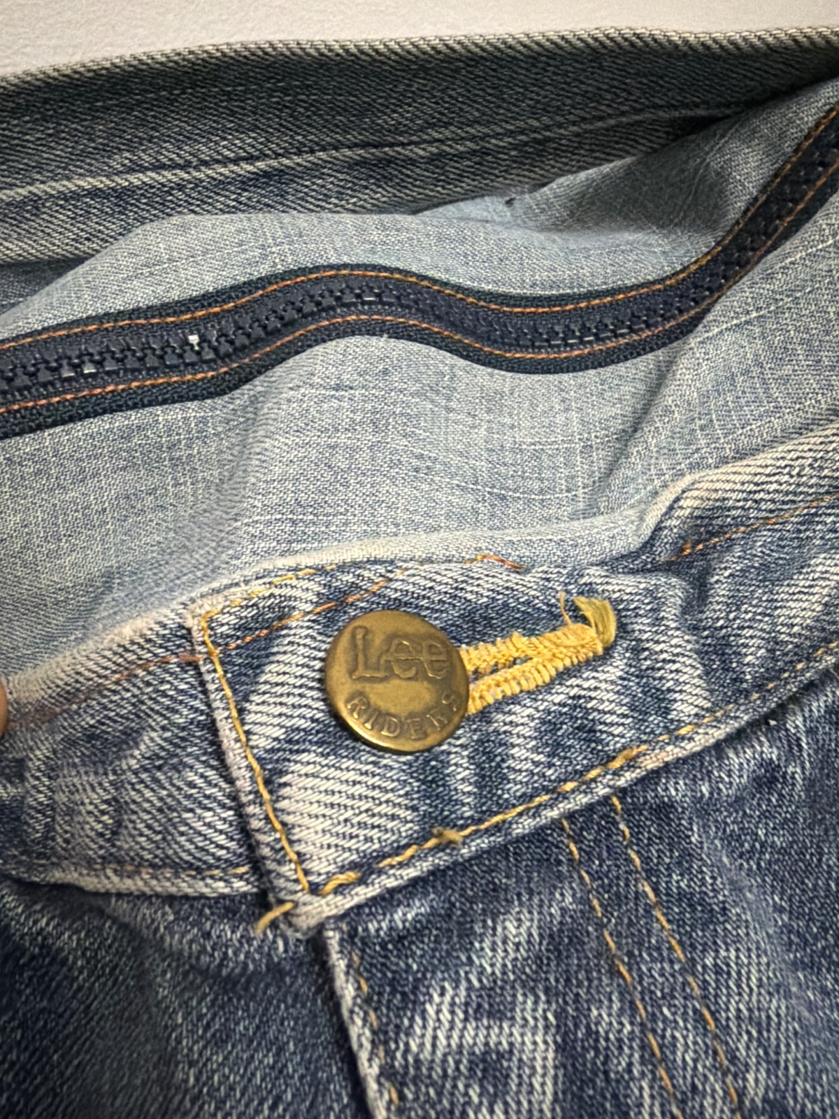 Upcycled Lee Riders Denim Jeans Shoulder Bag Vintage Handmade — gambar 2