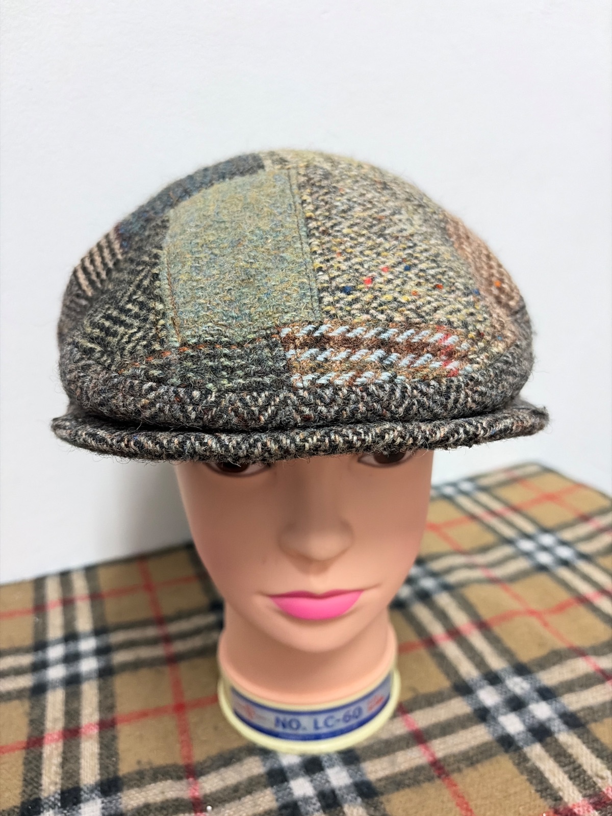 Compleat Tweed Melbourne Harris Tweed Patchwork Newsboy Cap XXL Australia