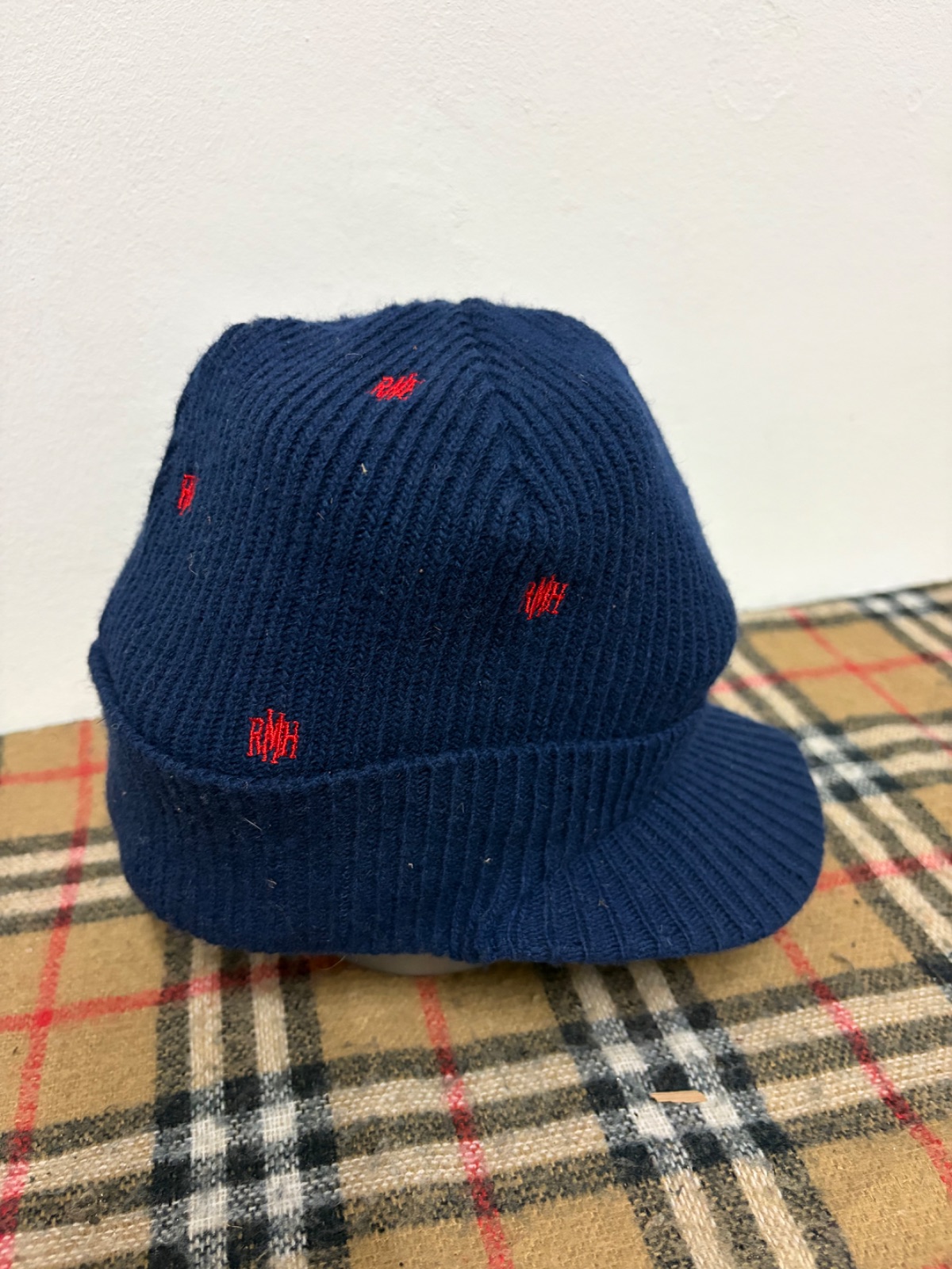 Vintage Mad Hectic Destroy Japan Knit Brim Beanie Cap Navy Blue — gambar 5