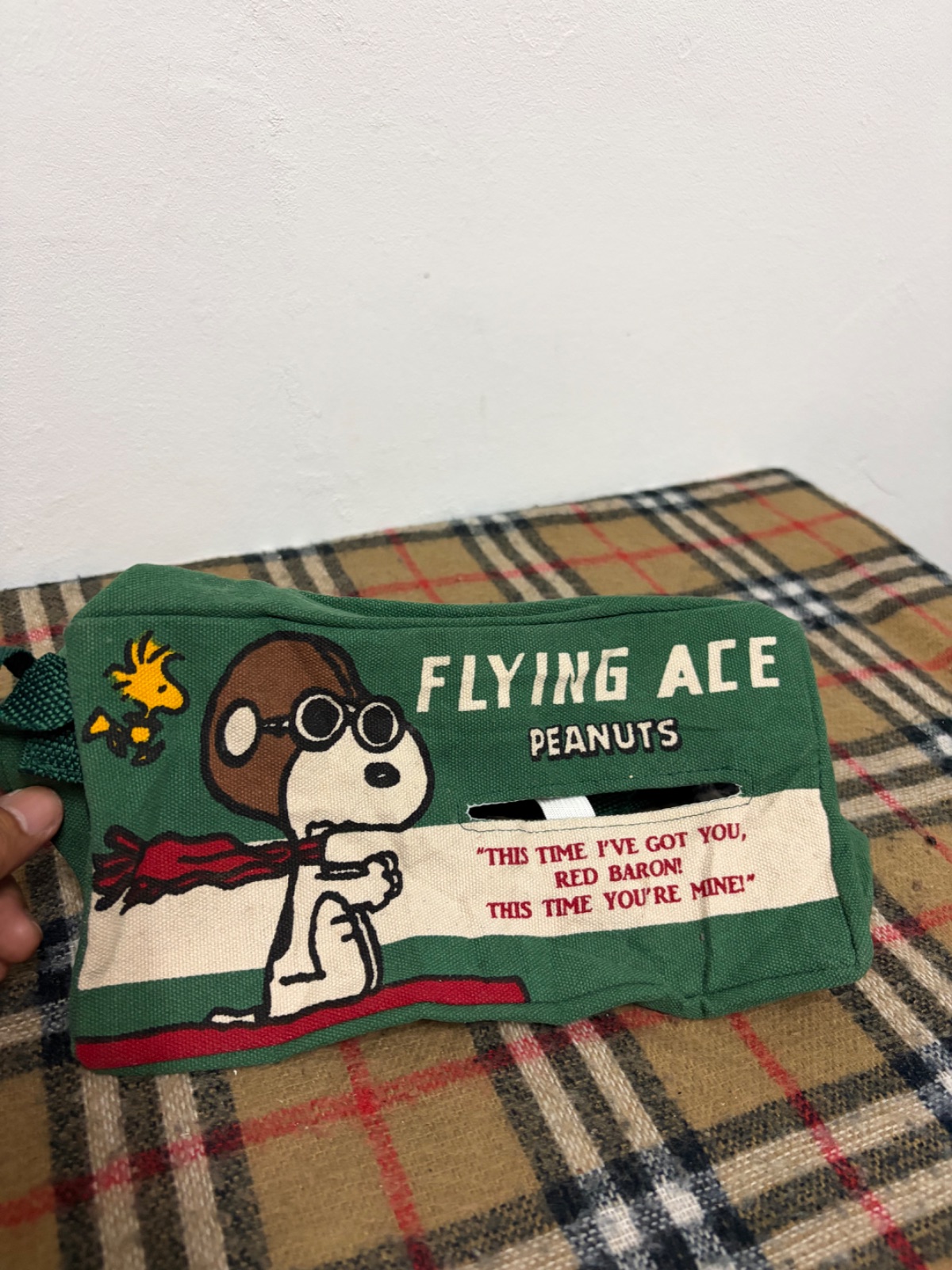 Peanuts Snoopy Flying Ace Car Visor Tissue Holder Green 2011 — gambar 2