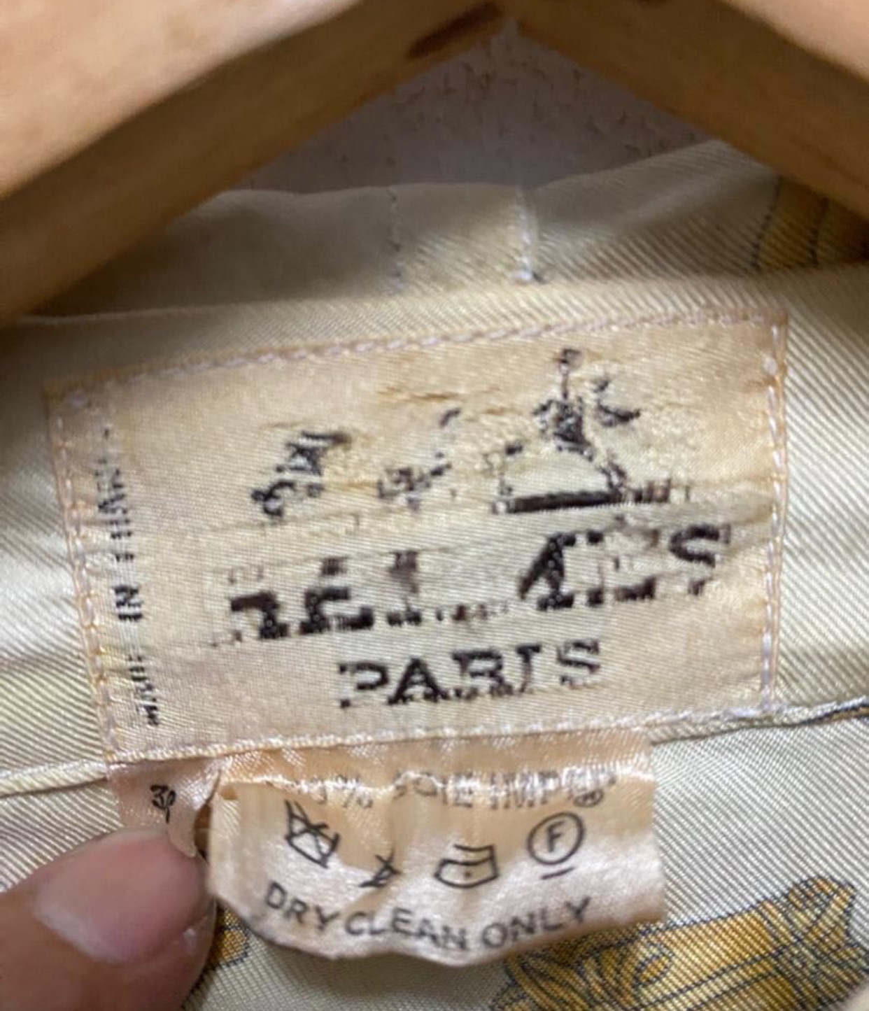 Vintage Hermes Jacket — gambar 2